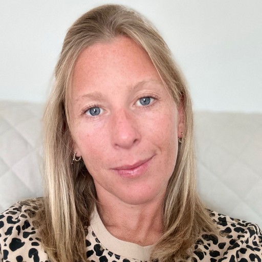 Dr Louise Criqui